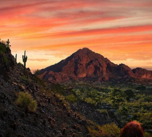 Discover the Vibrant Lifestyle of Paradise Valley, Arizona: A Haven for International Homebuyers